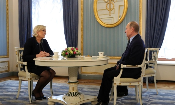 Marine Le Pen gościła w Moskwie i spotkała się z Putinem