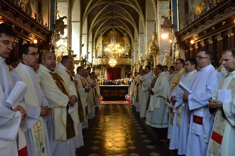 Rozpoczęcie III Synodu Diecezji Sandomierskiej 