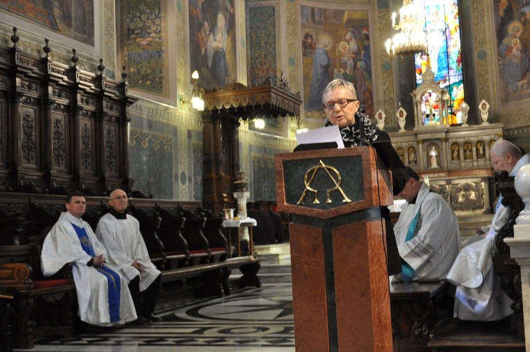 Świadectwo w ostatnim dniu rekolekcji wygłosiła Maria Bartołd z Ciechanowa