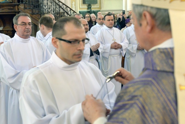 Kolejni nadzwyczajni szafarze Komunii św.