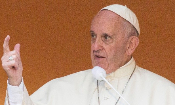 Papież apeluje o ochronę cywilów w Mosulu