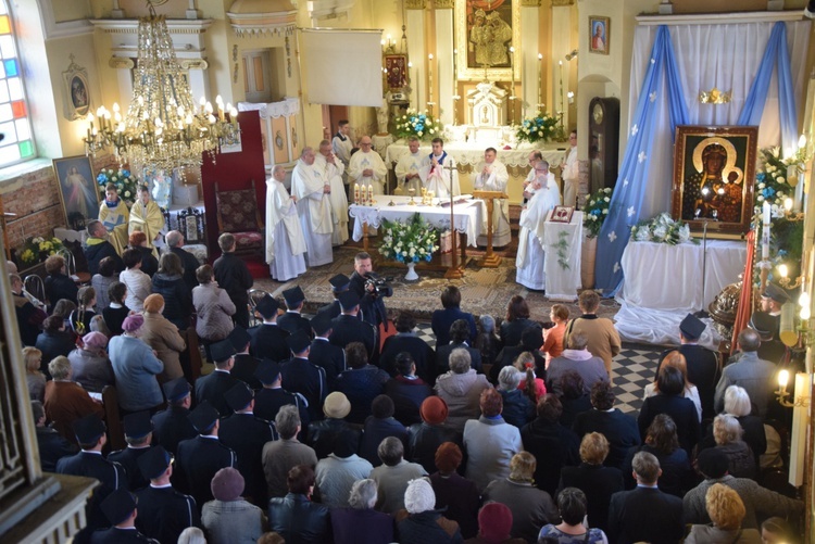 Powitanie ikony MB Częstochowskiej w Śleszynie