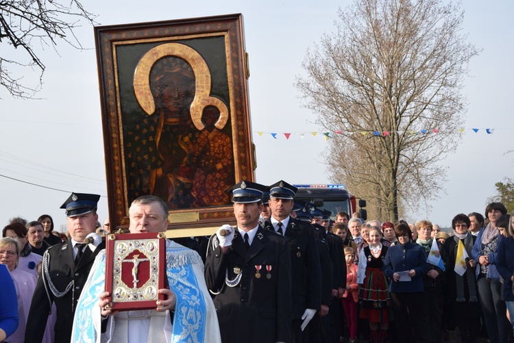 Powitanie ikony MB Częstochowskiej w Śleszynie