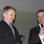 Gościem XII Sympozjum "Dar Życia" był  m.in Dariusz Kowalski, aktor