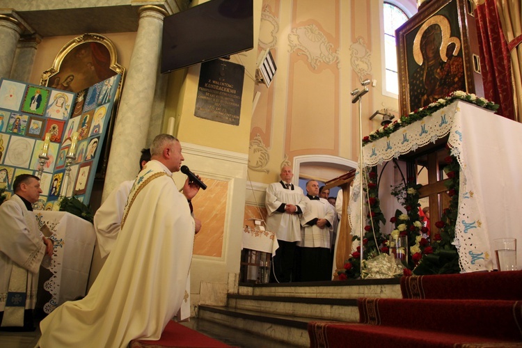 Powitanie ikony MB Częstochowskiej w Żychlinie