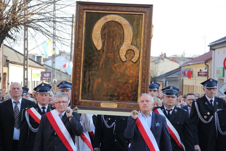 Powitanie ikony MB Częstochowskiej w Żychlinie