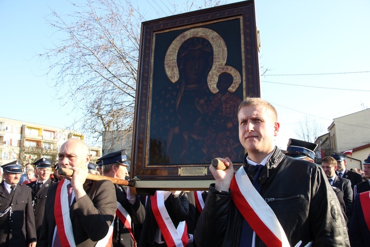 Powitanie ikony MB Częstochowskiej w Żychlinie