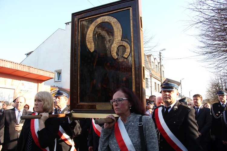 Powitanie ikony MB Częstochowskiej w Żychlinie