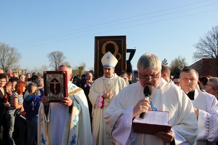 Powitanie ikony MB Częstochowskiej w Żychlinie