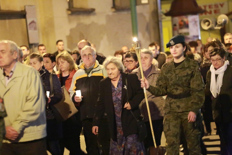 Papieska droga krzyżowa w Dębicy