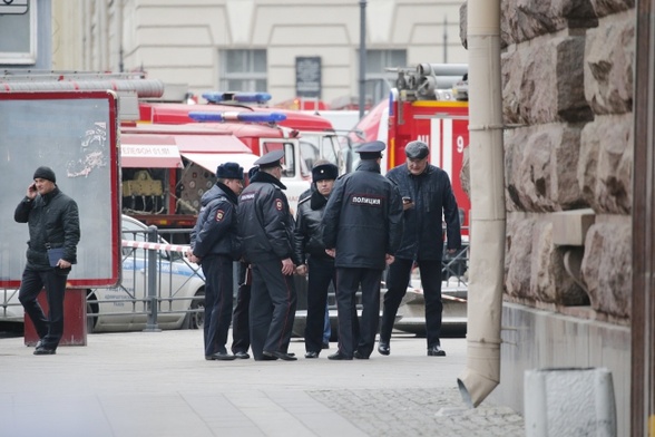 Media: Na kolejnej stacji w Petersburgu znaleziono ładunek wybuchowy