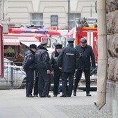Media: Na kolejnej stacji w Petersburgu znaleziono ładunek wybuchowy