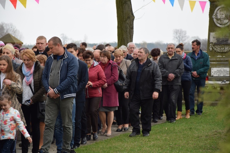 Powitanie ikony MB Częstochowskiej w Trębkach