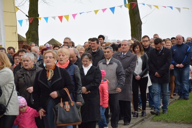 Powitanie ikony MB Częstochowskiej w Trębkach