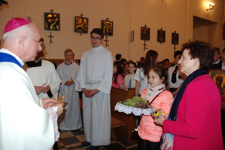 Powitanie ikony MB Częstochowskiej w Bedlnie