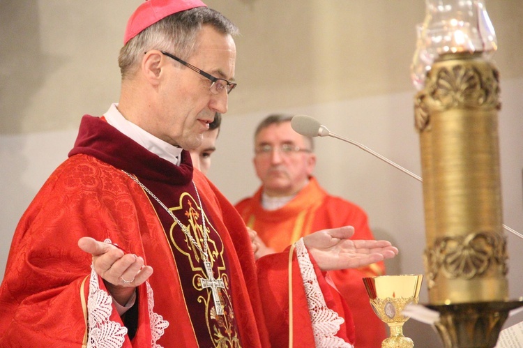 Bierzmowanie w bazylice św. Małgorzaty w Nowym Sączu cz. 2