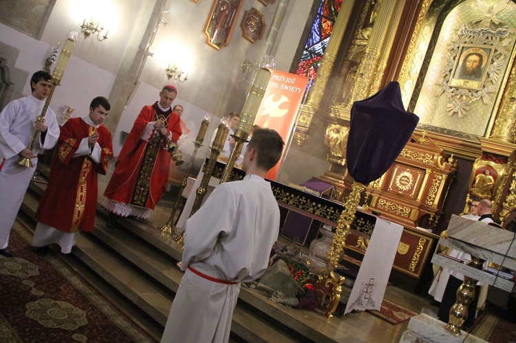 Bierzmowanie w bazylice św. Małgorzaty w Nowym Sączu cz. 2