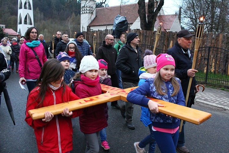 Miejska Droga Krzyżowa. Głuszyca