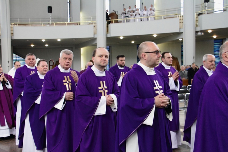 Błogosławieństwo nowych nadzwyczajnych szafarzy Eucharystii - 08.04.2017