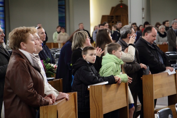 Błogosławieństwo nowych nadzwyczajnych szafarzy Eucharystii - 08.04.2017