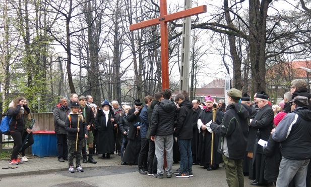 Krzyż na ulicach Bielska-Białej