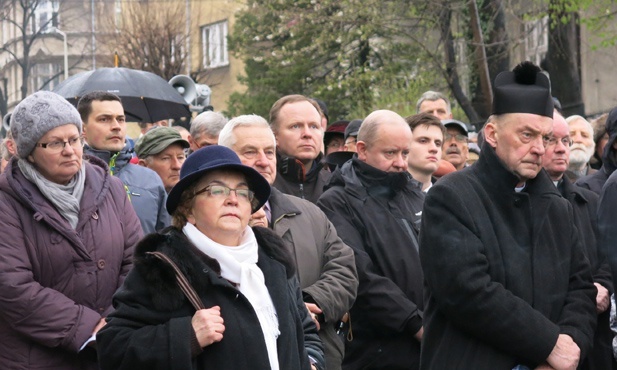 Krzyż na ulicach Bielska-Białej