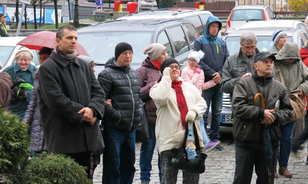 Krzyż na ulicach Bielska-Białej