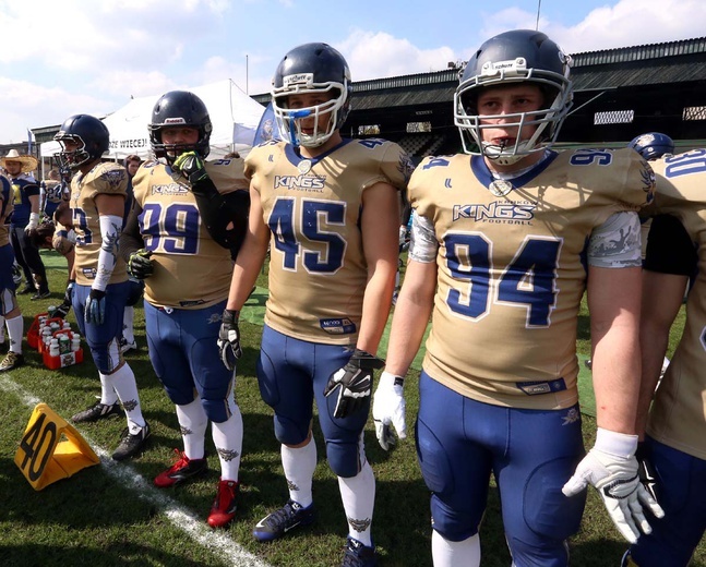 "Wilki Łódzkie" vs. "Kraków Football Kings"