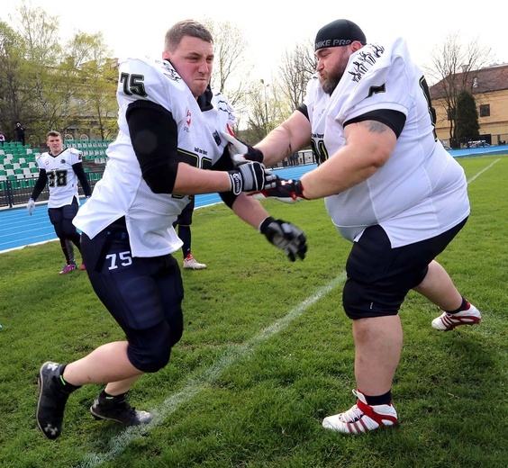 "Wilki Łódzkie" vs. "Kraków Football Kings"