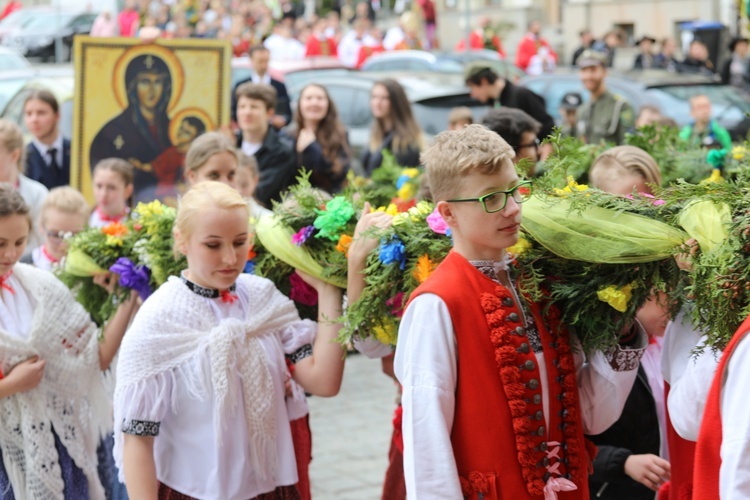 Niedziela Palmowa młodych w bielskiej katedrze - 2017