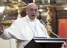 Papież ostrzega: Nie manipulować życiem