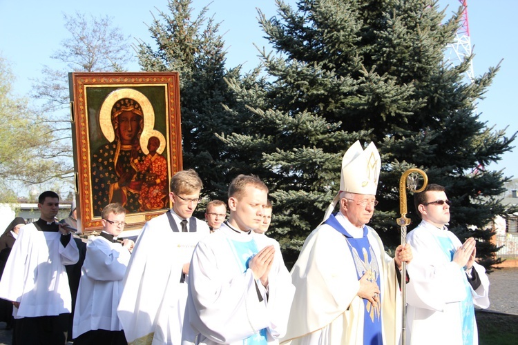 Powitanie ikony MB Częstochowskiej w WSD w Łowiczu