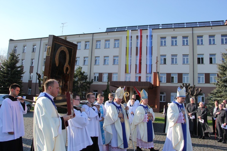 Powitanie ikony MB Częstochowskiej w WSD w Łowiczu