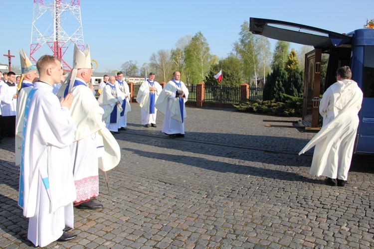 Powitanie ikony MB Częstochowskiej w WSD w Łowiczu