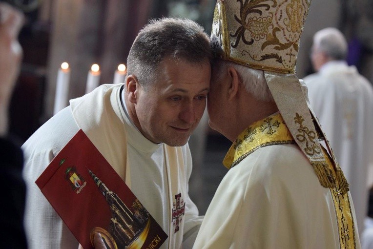 Msza Krzyżma. Ustanowienie kapituły strzegomskiej.