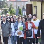 Wielki Piątek. Droga Krzyżowa przez ulicami Świdnicy