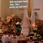 Liturgia Wielkiego Piątku w Zakopanem - parafia Świętego Krzyża.