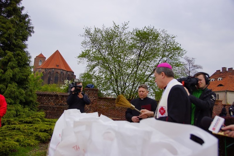 200 paczek dla najuboższych