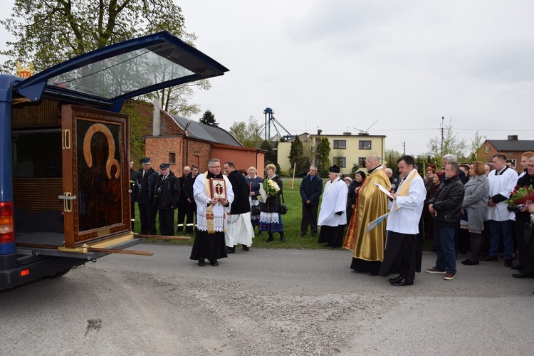 Powitanie ikony MB Częstochowskiej w Kaszewach Kościelnych