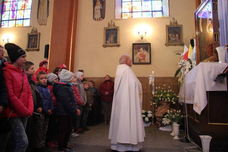 Powitanie ikony MB Częstochowskiej w Strzegocinie