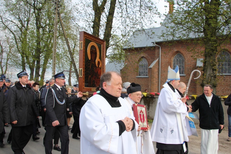 Powitanie ikony MB Częstochowskiej w Strzegocinie