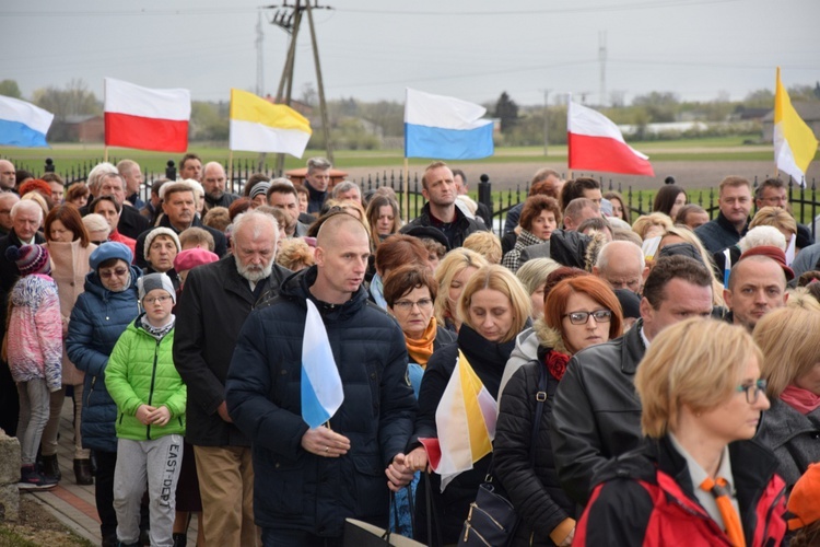 Powitanie ikony MB Częstochowskiej w Kutnie-Dybowie