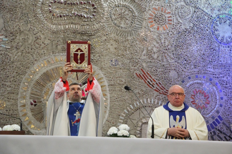 Powitanie ikony MB Częstochowskiej w Kutnie-Woźniakowie