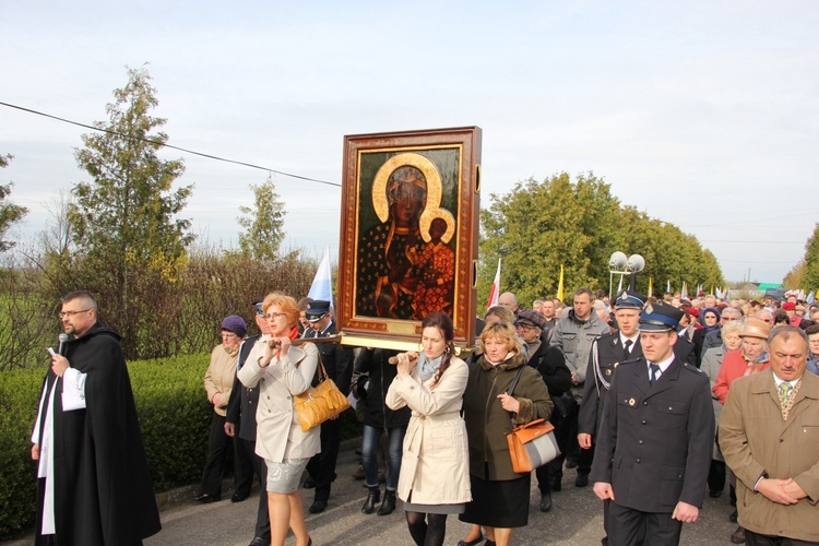 Powitanie ikony MB Częstochowskiej w Kutnie-Woźniakowie