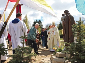 ▲	– Święty Józef zawsze wspiera mężczyzn i ich rodziny – mówił bp Józef Wysocki podczas ubiegłorocznej pielgrzymki.