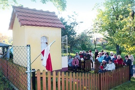 ▲	Takich miejsc, jak w Starych Piekarach, są dziesiątki – pomóżcie nam je odkryć.