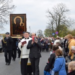 Powitanie ikony MB Częstochowskiej w parafii św. Jadwigi w Kutnie