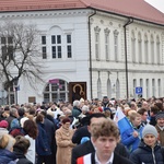 Powitanie ikony MB Częstochowskiej w parafii św. Wawrzyńca w Kutnie