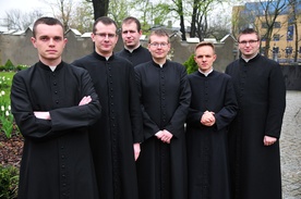 Alumni rozpoczynają rekolekcje przed święceniami diakonatu