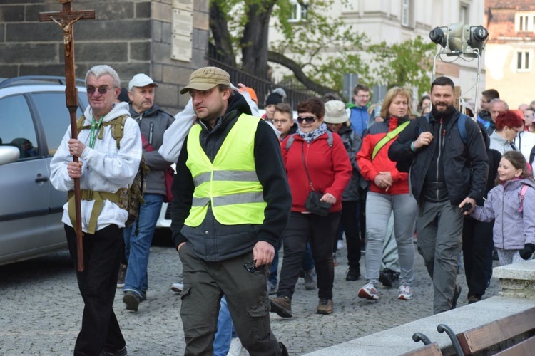 Pielgrzymka do Matki Bożej Dobrej Rady - start